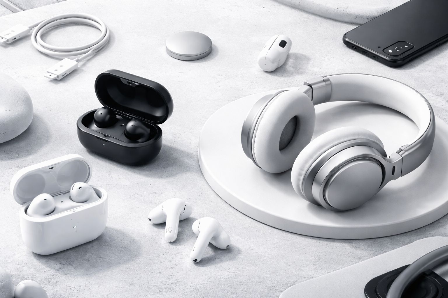 Earphones & Headphones